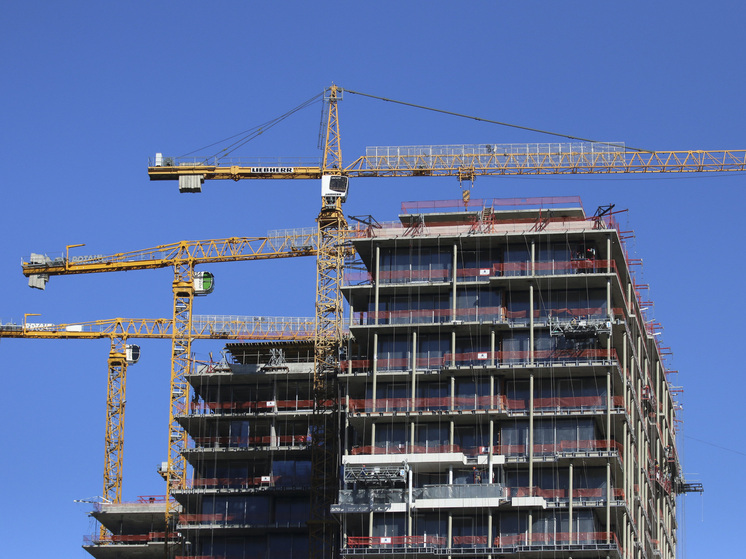 Средняя высота потолков в Москве выросла за два года почти на 3 см