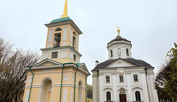 В Москве восстановлена деревянная церковь усадьбы «Кусково»
