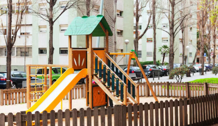 Эксперты рассказали, что изменилось в общении соседей друг с другом