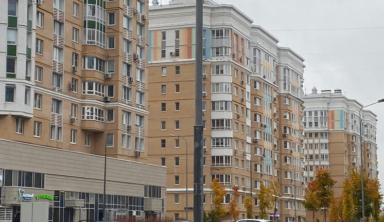 Объем не выведенных в продажу новостроек вырос на четверть