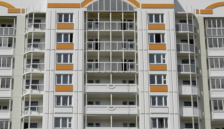 Столичные застройщики экономят на «летних помещениях»