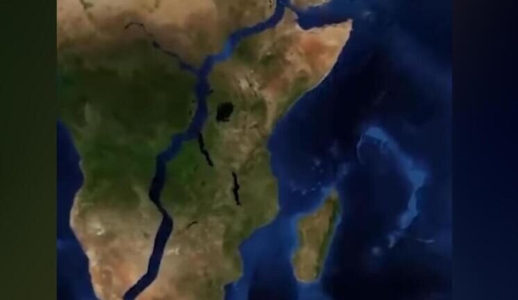 Африка начала раскалываться на две части новым океаном