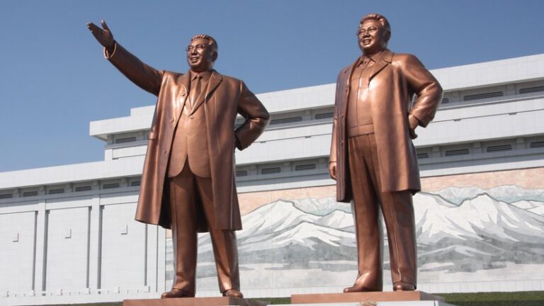 Беглец из Северной Кореи рассказал, как это — праздновать Рождество в стране, где оно запрещено»>