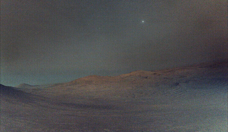 НАСА потеряло связь с находящимся на орбите Марса космическим аппаратом