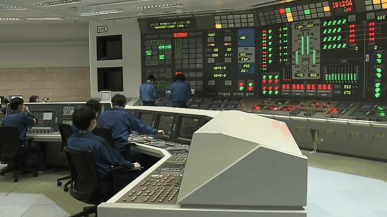 Япония остановила крупнейшую в мире АЭС через сутки после перезапуска: в чем причины»>