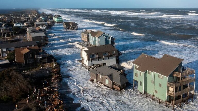 Океан наступает на сушу: как вода отнимает дома у миллионов жителей планеты (фото)»>