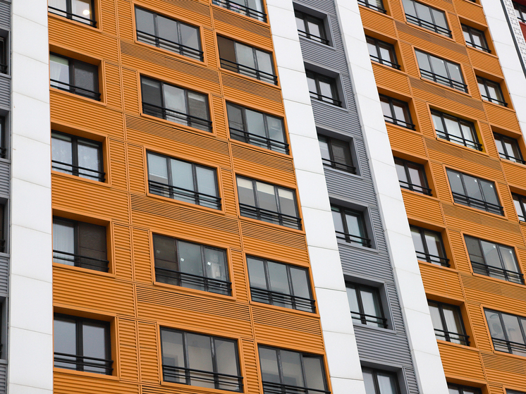 Ввод нового жилья в России обвалился: эксперты назвали причины и последствия