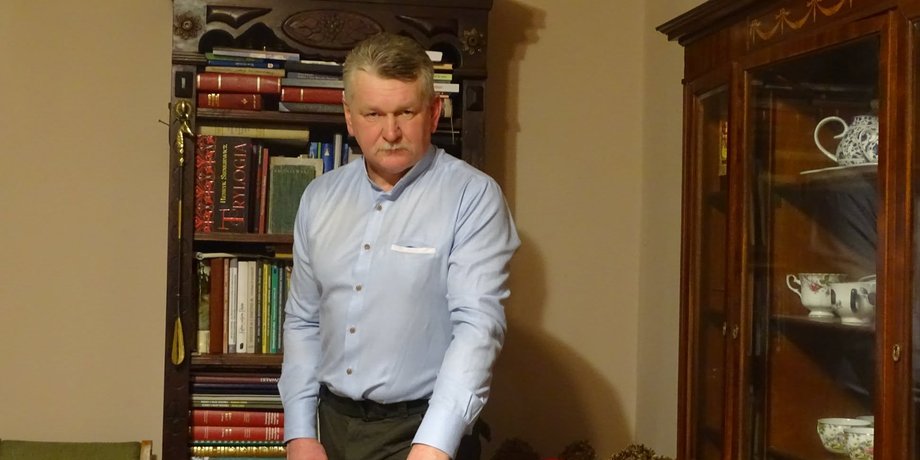 Хвалил Лукашенко и оскорблял украинцев: в Польше скандальный политик профинансировал армию РФ»>
